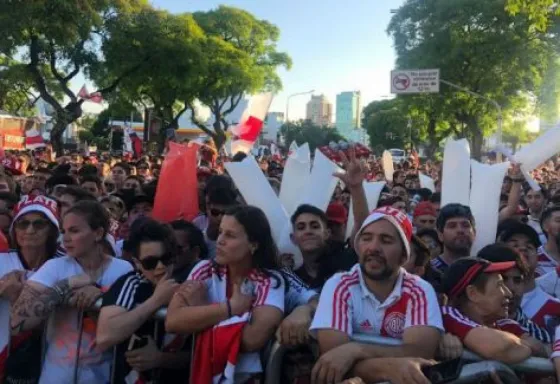 Así fue el recibimiento de los hinchas de River