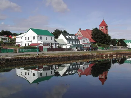 Argentina pide reanudar negociaciones con Reino Unido por las Islas Malvinas