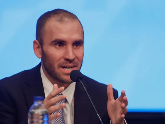 El Gobierno nacional le pidió al FMI "reperfilar" la deuda