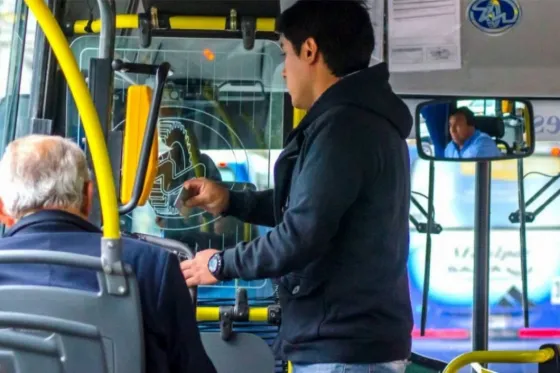 Se congela el precio del boleto del colectivo