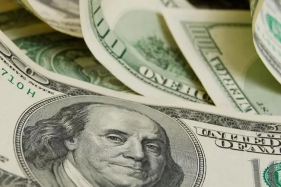 El dólar oficial vuelve a cotizar en alza