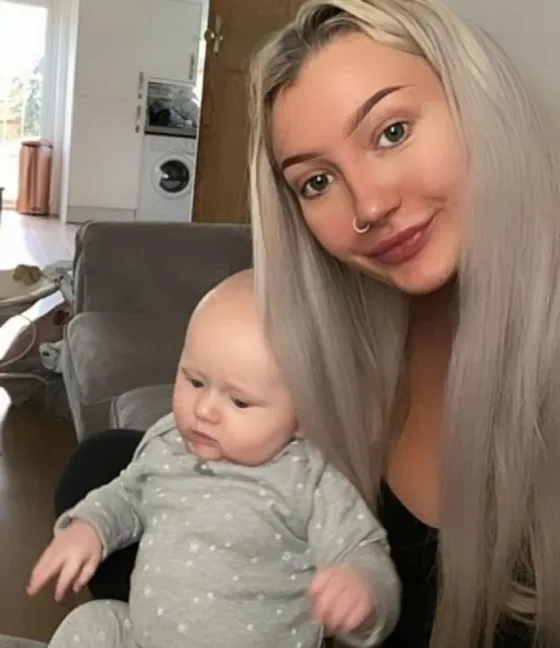 Un bebé muy parecido a Homero Simpson es furor en las redes