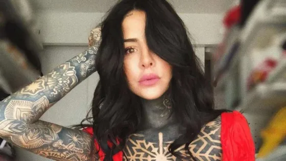 El topless de Cande Tinelli que es furor en las redes