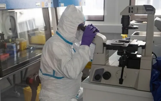 Un fallecido y 12 pacientes con coronavirus en el país