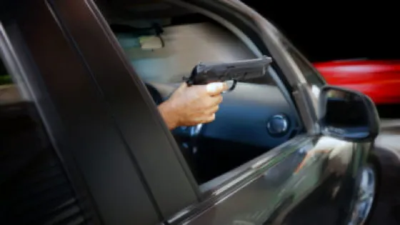 Violó la cuarentena a los tiros: está detenido