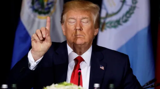 No es joda: Donald Trump sugiere inyectar desinfectante a pacientes con coronavirus