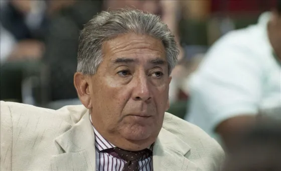 "Es normal que todas las personas tengan armas en su poder"