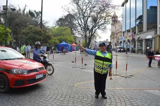 Multas: serán labradas en conjunto por agentes de Tránsito y Policía Vial