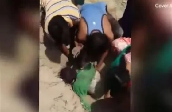 El agónico rescate de una joven que fue enterrada viva . Video tremendo