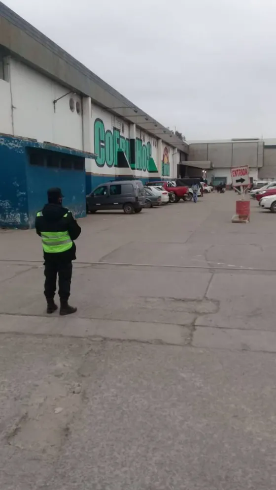 En Cofruthos sólo se le venderá mercadería a comerciantes