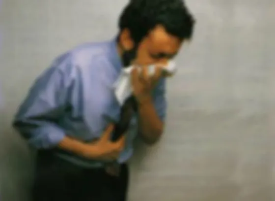 Se descompensó al inhalar veneno accidentalmente