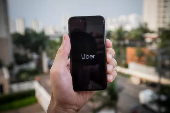 Uber activa para Salta la opción de viajes en taxi a través de su aplicación y suma nuevas soluciones de movilidad