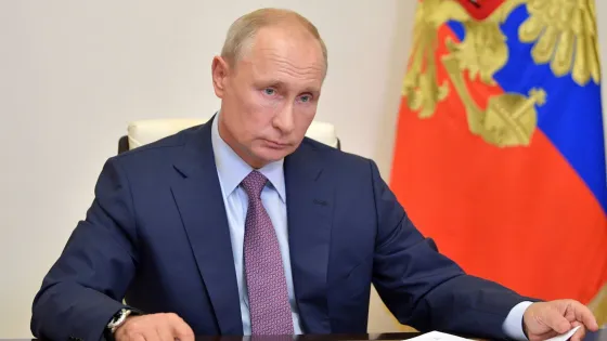 En Inglaterra aseguran que Vladimir Putin tiene Parkinson y que evalúa dejar el poder en Rusia