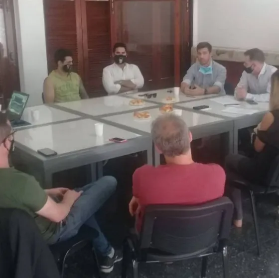 Dieron lugar al amparo presentado por los gastronómicos y el COE tuvo que extender el horario