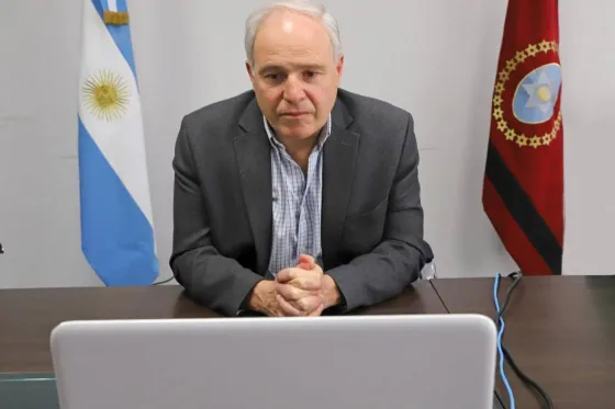 Cánepa: "Para una presencialidad total falta mucho"