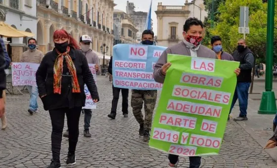 Profesionales de centros terapéuticos marcharán hoy hasta Casa de Gobierno