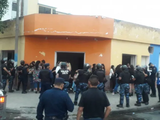 Infraccionaron a más de 300 personas en fiestas clandestinas