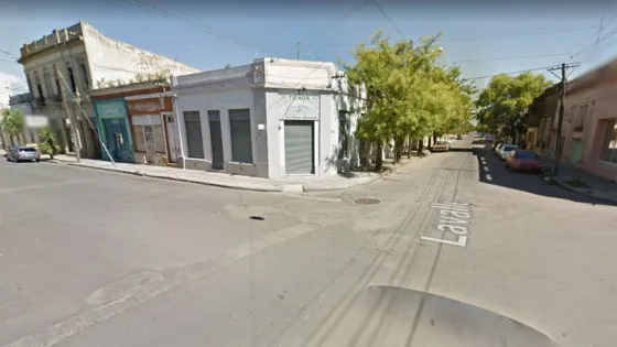 Un adolescente de 16 años apuñaló a su novia de 13