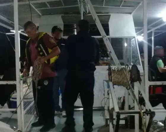 Policías salvaron la vida de un pescador en el Cabra Corral