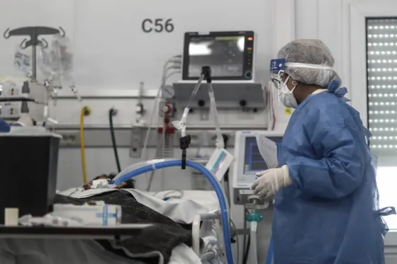 El Gobierno convocó de urgencia a una reunión por el aumento de contagios