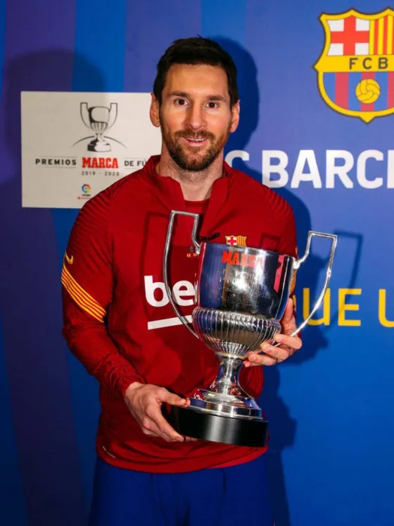 Lionel Messi recibió el premio Pichichi y habló por primera vez sobre su singular homenaje a Maradona