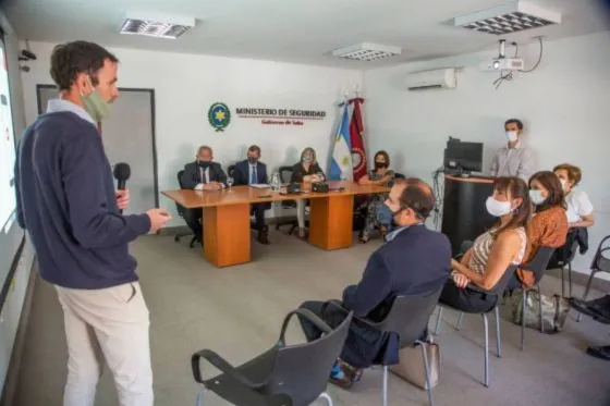 Salta implementa el "Botón de Pánico 911" para la protección a las víctimas de violencia