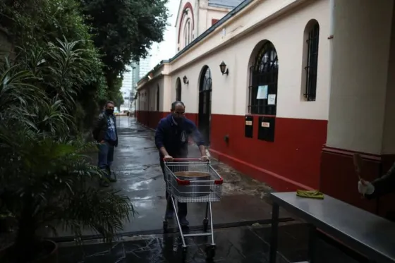 Bono de fin de año de $5.000 a trabajadores sociales: quiénes van a recibirlo
