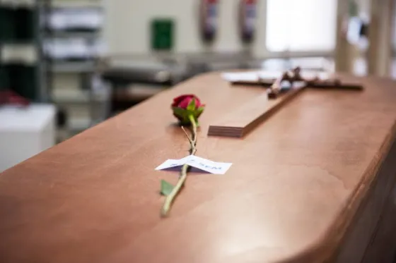 Murió la mujer de 84 años que se había despertado en una morgue en Chaco