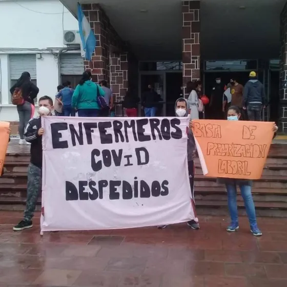 Personal de salud contratado durante la pandemia fue despedidos hoy