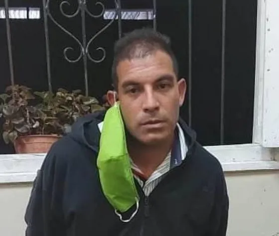 Estafas del falso cura: ahora le robó dinero a una mujer