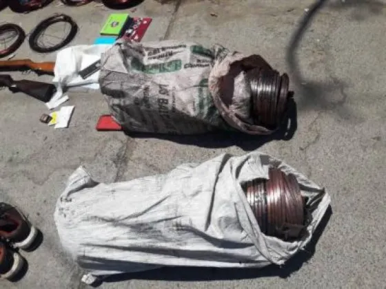 Desbaratan una banda dedicada a robar cobre de transformadores de loteos privados