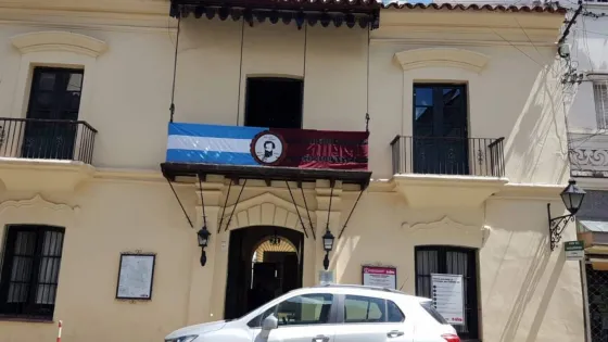 Güemes en los barrios y edificios públicos