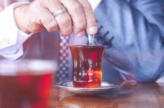 Intentó asesinar a su jefe con saliva que le compró a un paciente con Covid-19