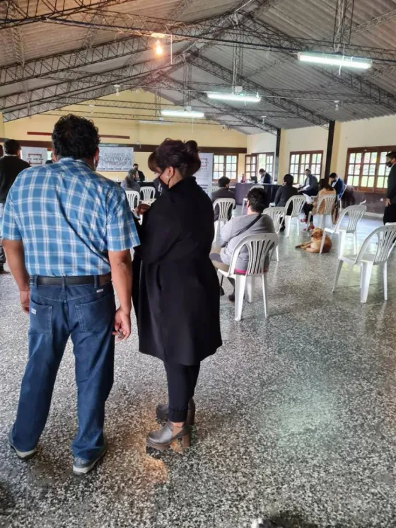 Con seis oradores y sin prensa, se llevó adelante la audiencia por la suba del boleto