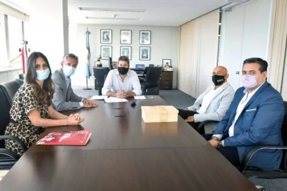 Nuevos proyectos turísticos y deportivos: la Provincia y la Nación los coordinan