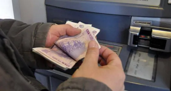 Administración Pública: mañana comienza el pago del sueldo