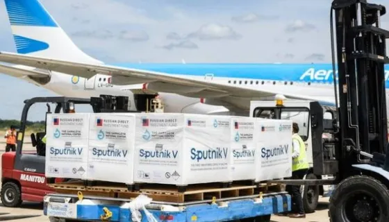 Hoy llega de Moscú un nuevo cargamento de Sputnik V