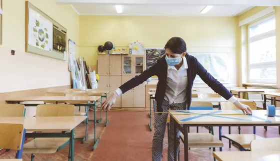 Más de 100 escuelas no tienen clases presenciales por no estar en condiciones