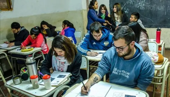 Suben las becas provinciales a universitarios: cómo inscribirse