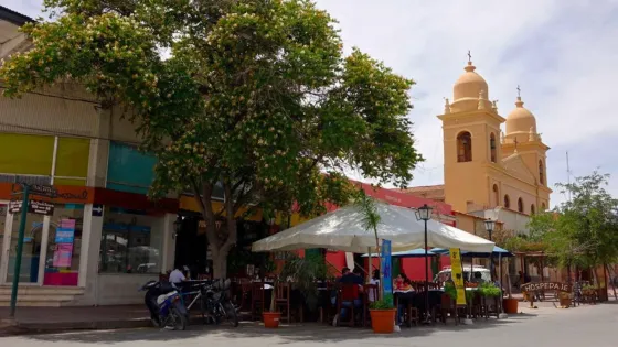 Cafayate: la gastronomía puede atender hasta las 1 de la mañana