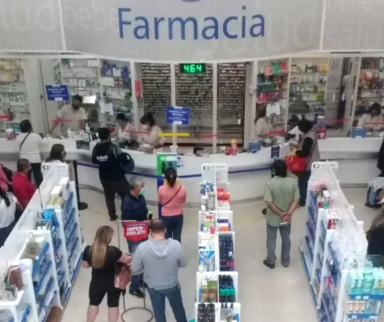Las farmacias aseguran que no podrán vender vacunas contra el coronavirus en el 2021