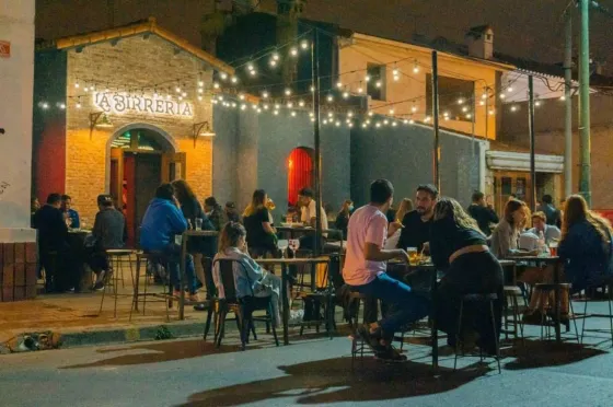 Jóvenes y adolescentes encabezan la lista de contagios