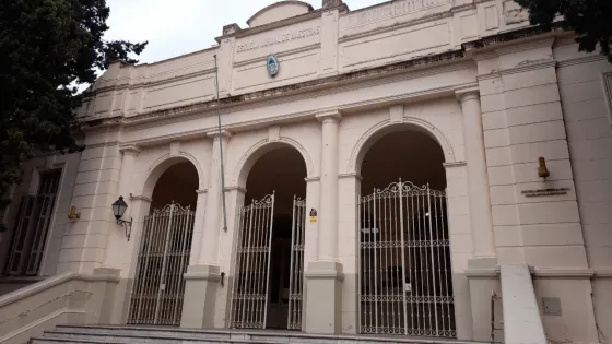 Un estudiante dio positivo de Covid-19 en la ex Normal