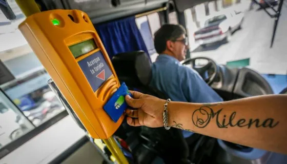 Avanza la vacunación a chóferes e inspectores de SAETA