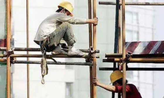 Tartagal: un obrero cayó desde un andamio