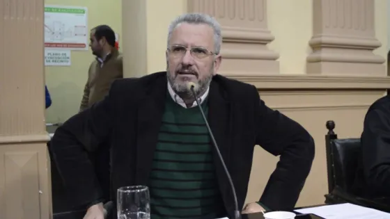 Del Plá: "La ley de ayer no es sinónimo de que se va a vacunar a la población"