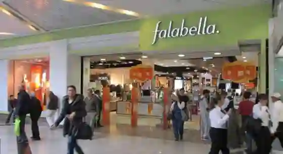 Hoy empiezan los remates en Falabella: cómo participar y qué se puede comprar