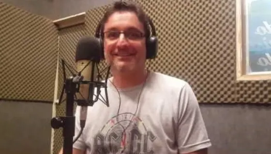 Morello cantó Spinetta y la rompió en FM CAPITAL