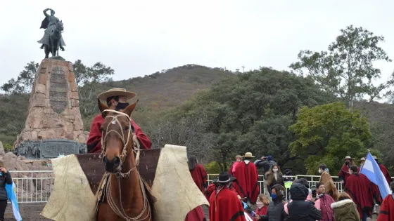 Así fue el "Ponchazo": gauchos hicieron su propio homenaje a Güemes