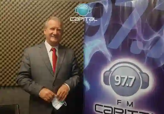 El vicegobernador está de acuerdo con la reelección indefinida de diputados y senadores